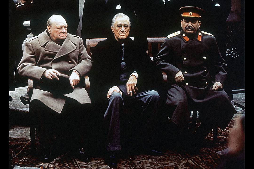 Черчилль, Рузвельт, Сталин (слева направо), фрагмент фотографии, Ялта, 1945.